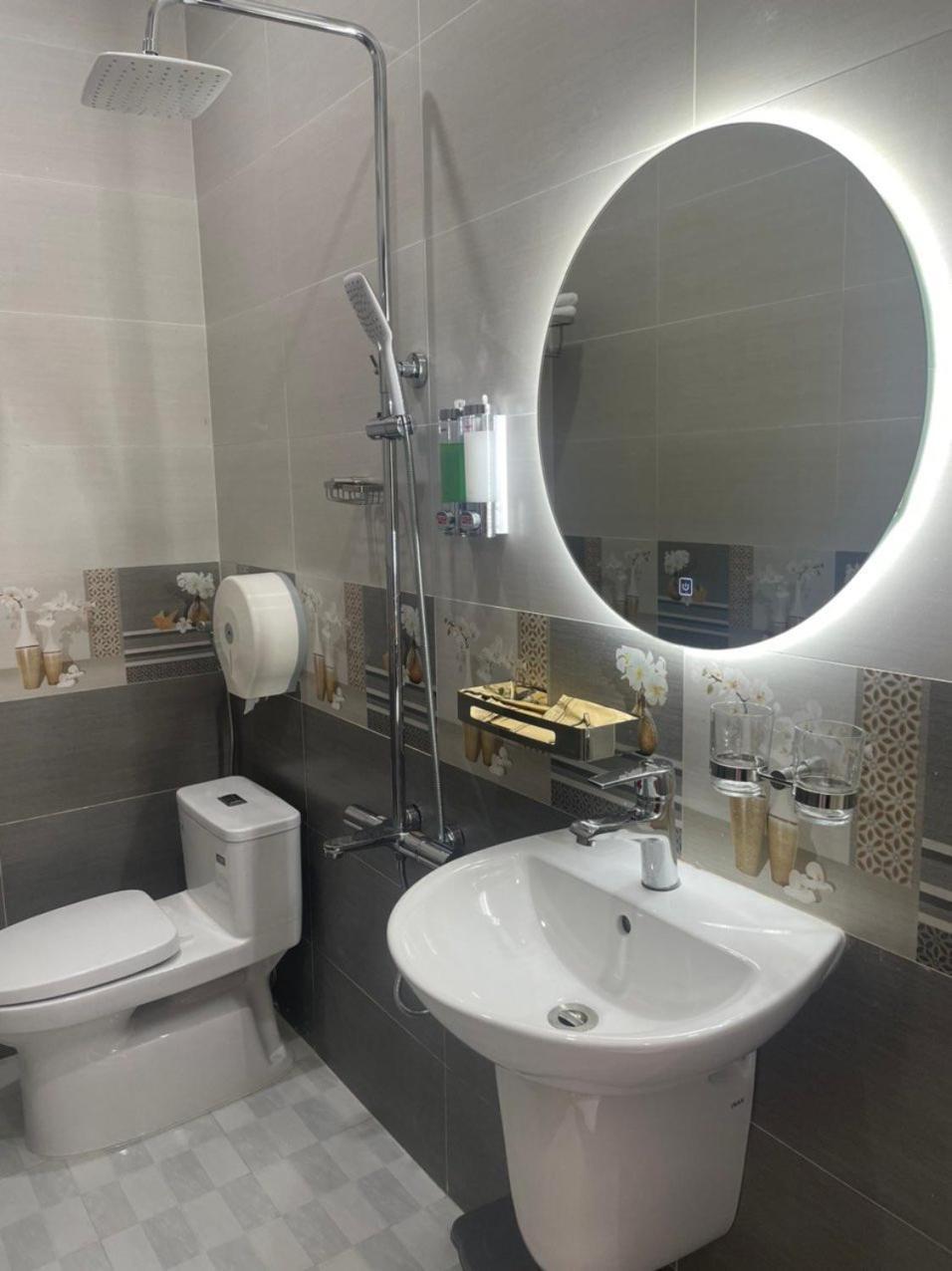 Phung Hoang Vu Hotell Bac Lieu Exteriör bild